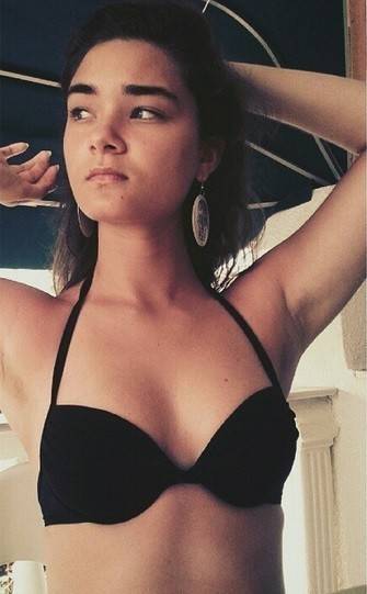 Bez Bebek’in Özge’si Sibel Kasapoğlu’nun değişimi olay oldu: Genç oyuncunun son hali sosyal medyada hayran bıraktı 10